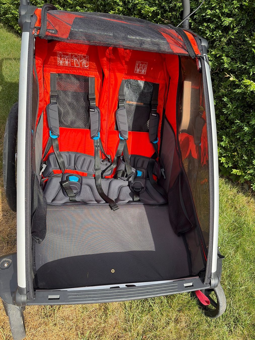 Thule Remorques: Thule Chariot 2 Sitzer mit Bremse – D'occasion à Zumikon par KiRied 3
