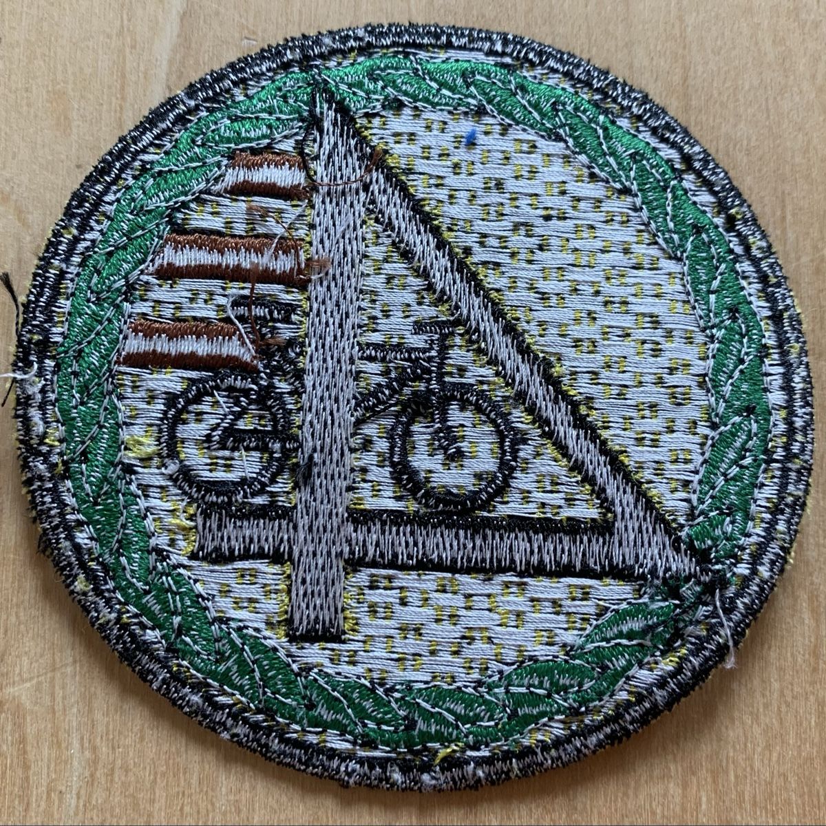 Schweizer Armee Plaketten & Abzeichen: Badge Radfahrer – Gebraucht aus Goldingen von Bergler012 1