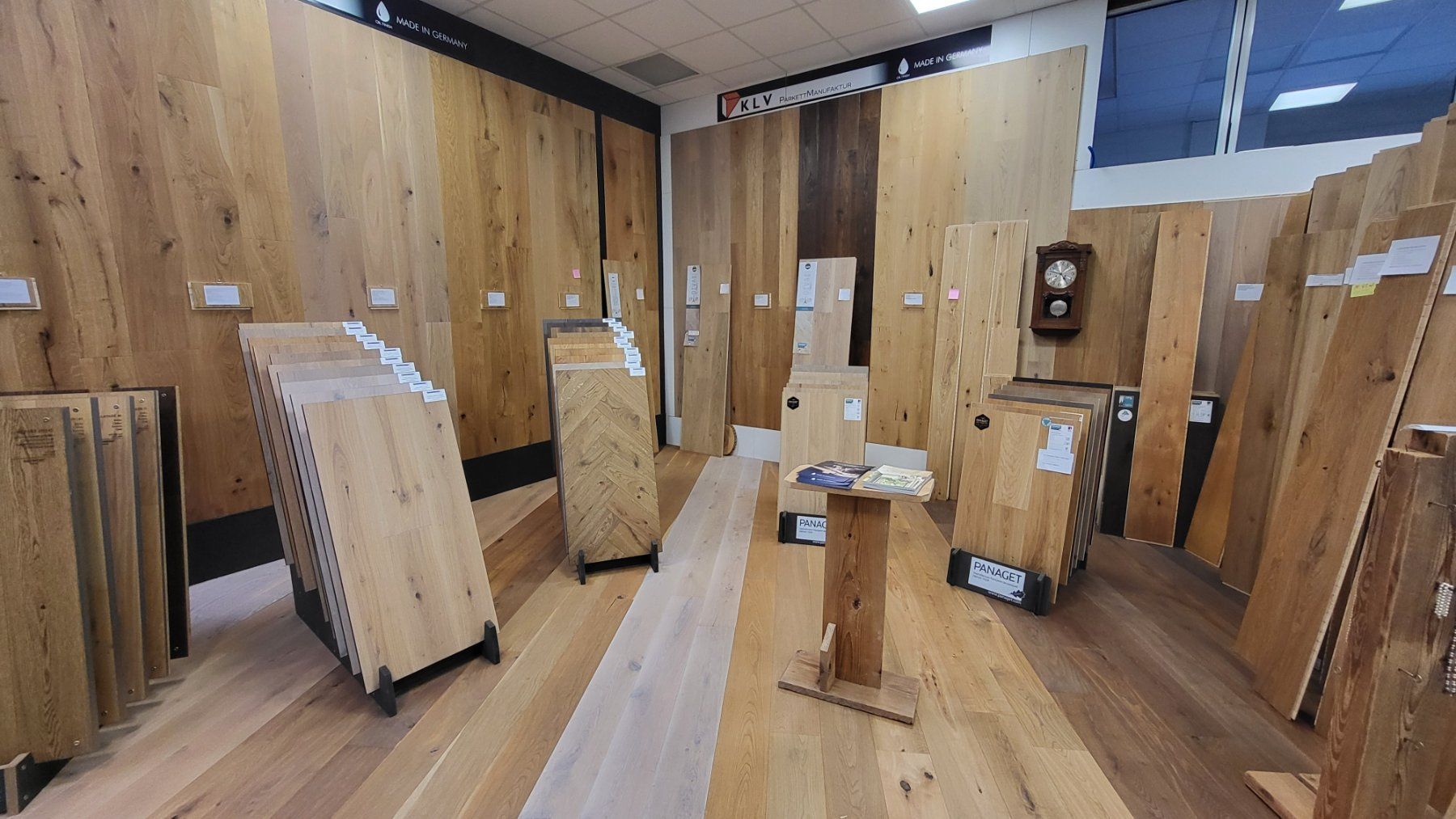Holzartikel: Parkett Eiche europäisch, 3-Stab Schiffsboden CHF 45.50 m2 – Neu und originalverpackt aus Rothrist von swiss-laminat 4