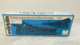 Märklin Elektronisches Weichenpaar 5138 Gleis M in OVP