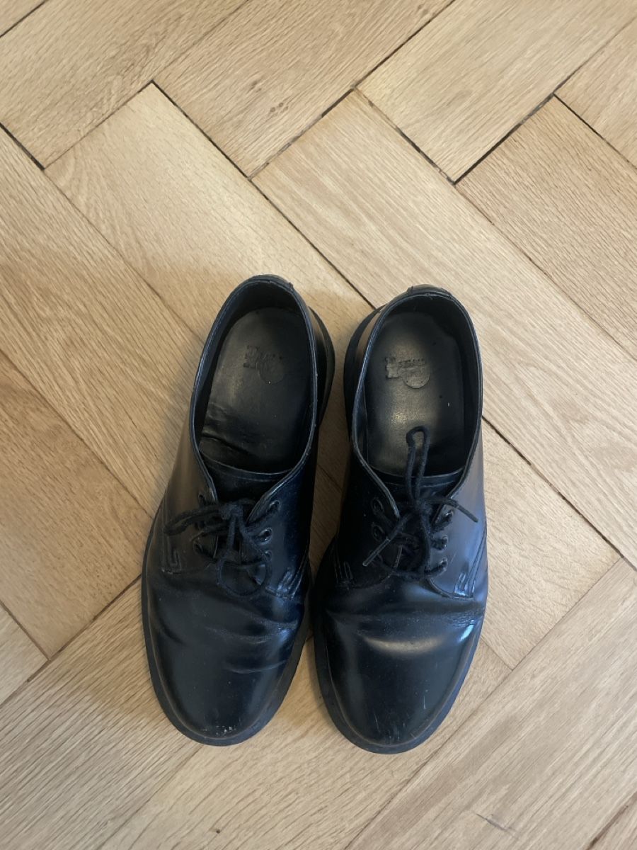 Dr. Martens Scarpe da uomo: Schuhe Dr. Martens schwarz Leder – Usato da Zürich venduto da salomecavegn 1