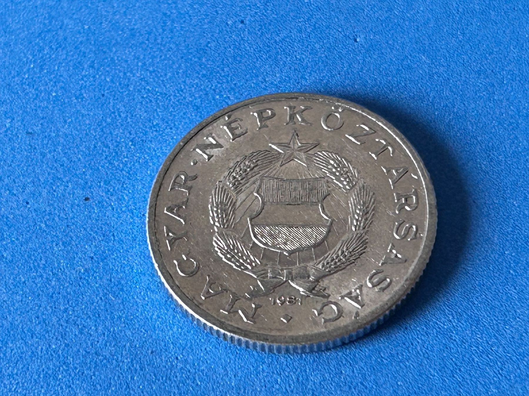 Tutti le monete: Hungary - 1 Forint 1981 – Usato da Corcelles NE venduto da AJKader 3