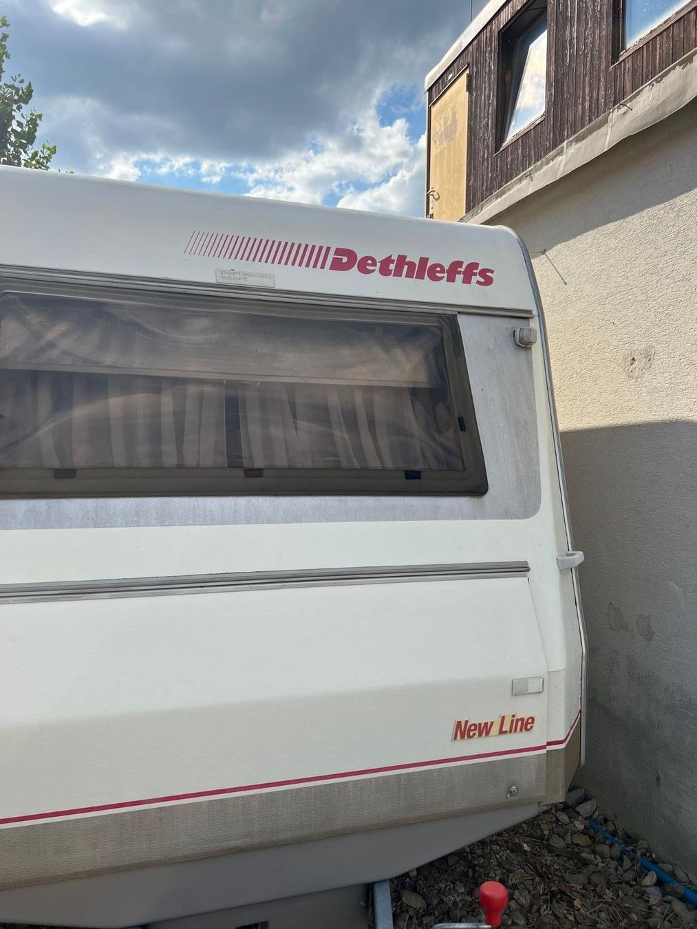 Dethleffs Camping Fahrzeuge: Dethleffs Wohnwagen – Defekt aus Hinwil von StefanW68 1