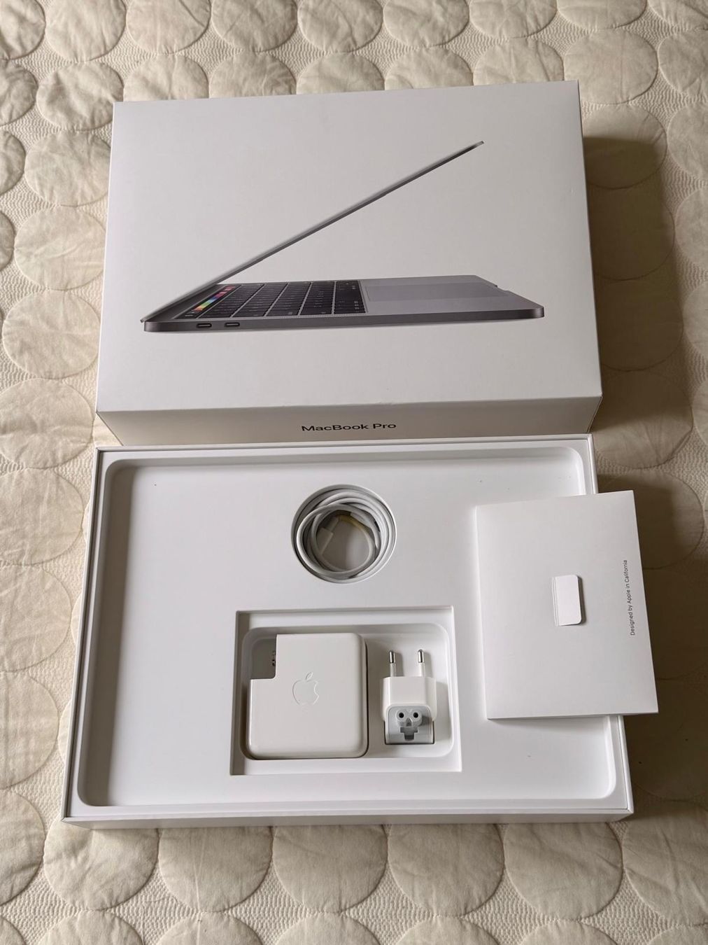 Apple Notebook: 2019 Macbook Pro 13" – Usato da Cham venduto da n.winkler2209 2