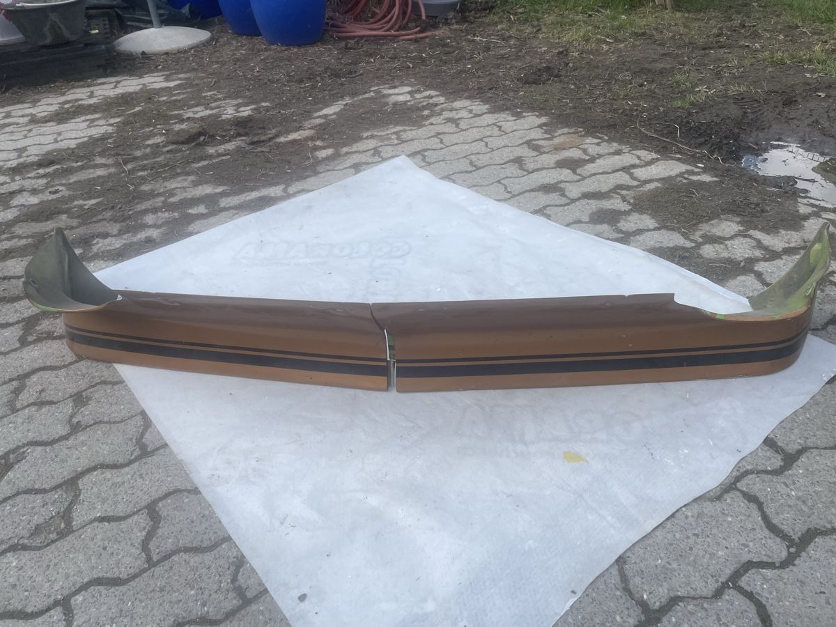 Opel Tutti pezzi di ricambio auto: Opel Manta A Frontspoiler – Usato da St. Antoni venduto da Bre64