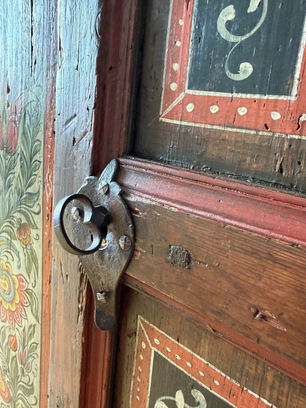 Schränke: Schrank, Appenzeller, eintürig, bemalt – Gebraucht aus Basel von BradPeeters 4