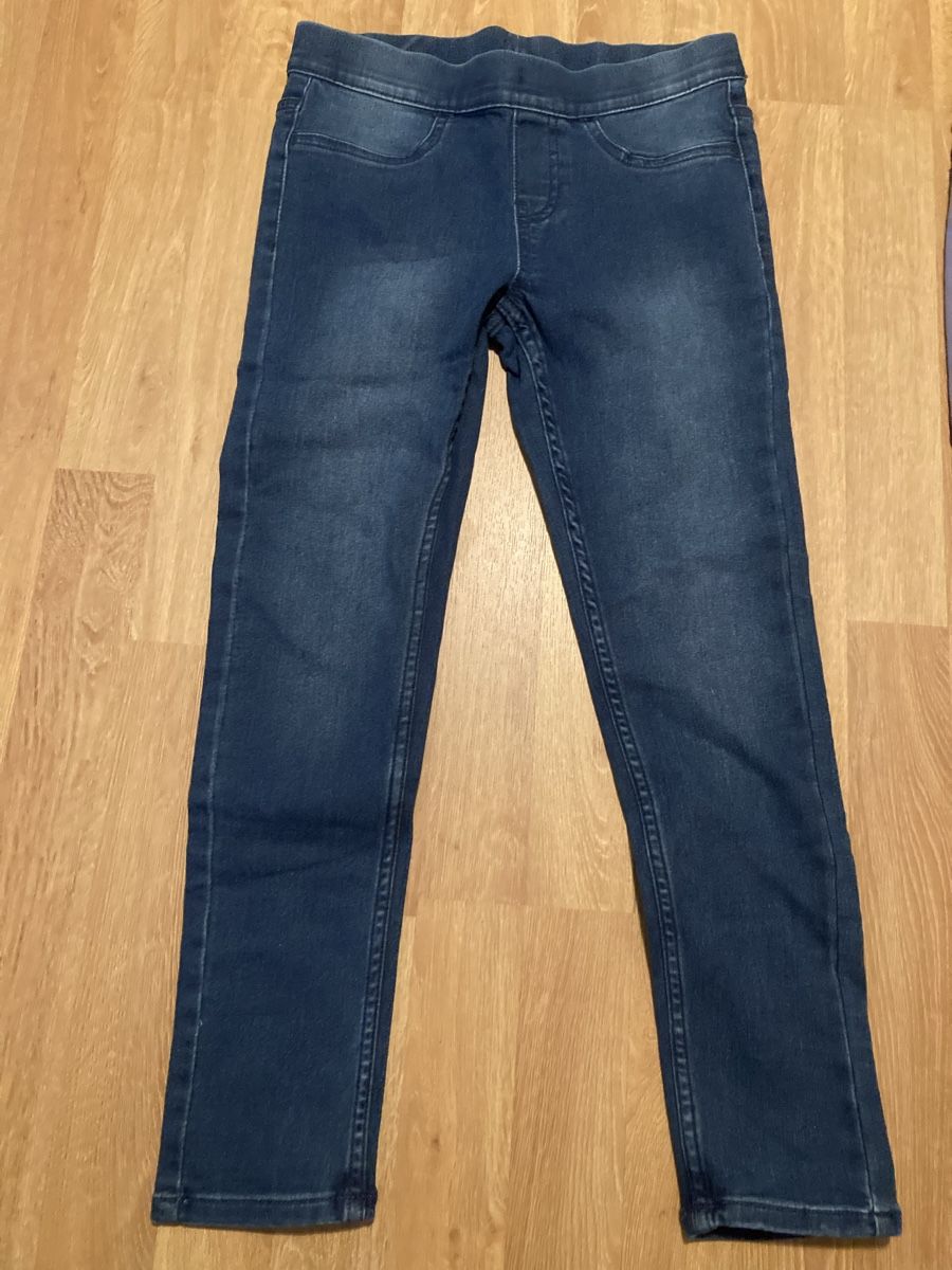 Hosen: Jeanshose Gr. 134 – Neu (gemäss Beschreibung) aus Emmenbrücke von JJ_89