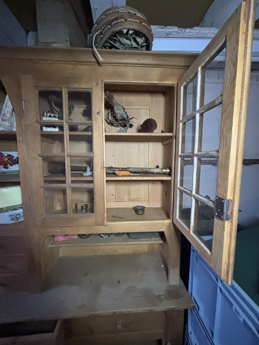 Armadi: Antiker Buffet-Schrank, Landhausstil – Usato da Frauenfeld venduto da Fubech 1