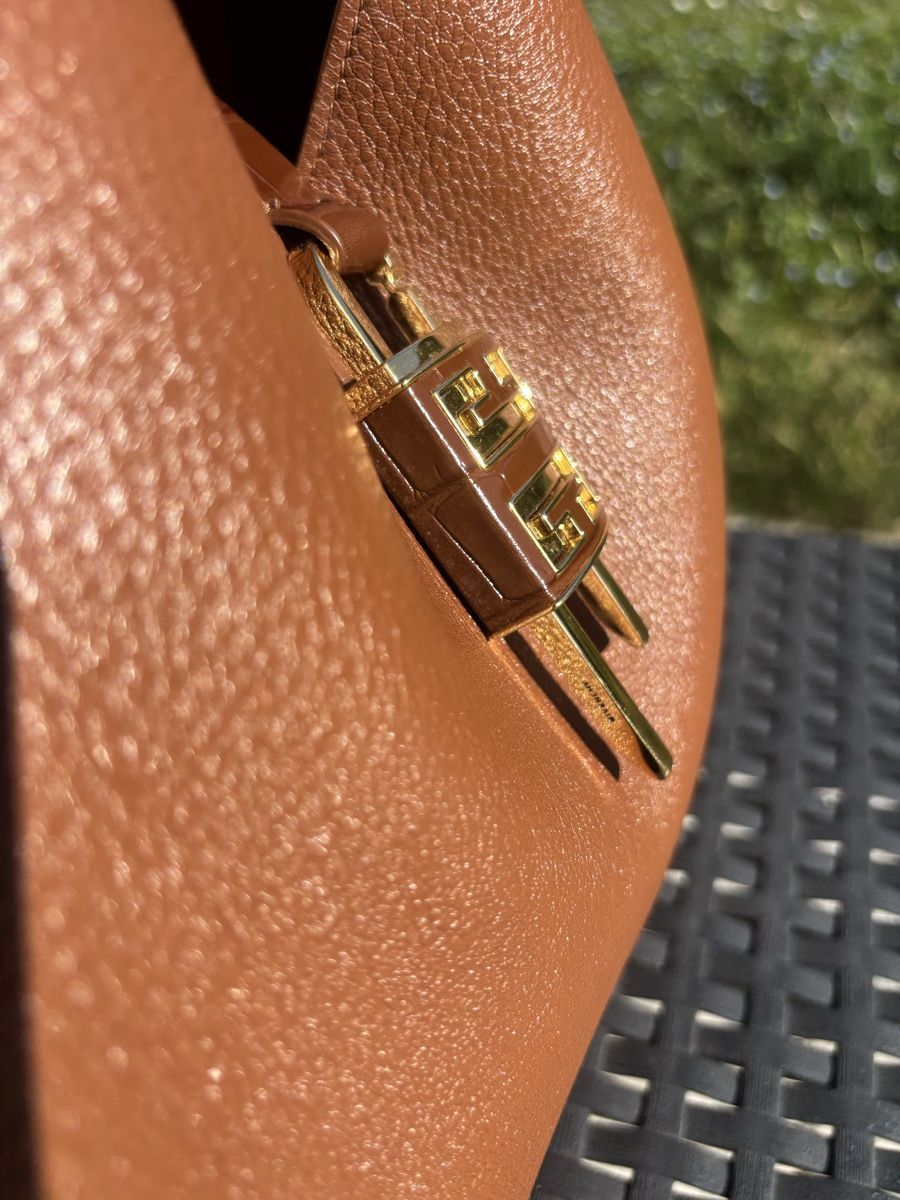 Borse da donna: Sac Givenchy avec facture – Usato da Carouge GE venduto da lia_t7zd 3