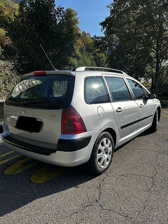 Autos: !!MFK neu Oktober 2026. – D'occasion à Brunnen par ala_b57b 2