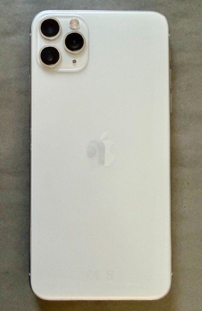 Apple Telefoni cellulari / Smartphones: iPhone 11 Pro Max 256GB – Usato da Wiesendangen venduto da EnricaL 2