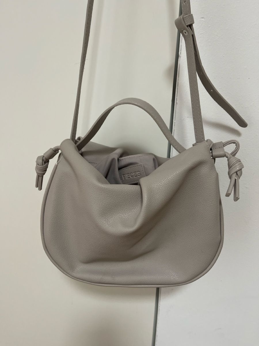 Pieces Borse da donna: Borsa Pieces grigia – Difettoso da Vezia venduto da lin_5s2m 4