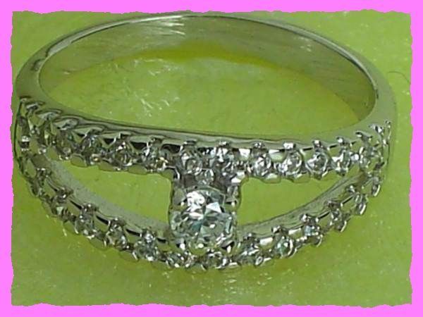 Anelli: Bezaubernder Ring mit Zirkonia – Nuovo e nell'imballaggio originale da Oberglatt ZH venduto da Diamond-Girl 5