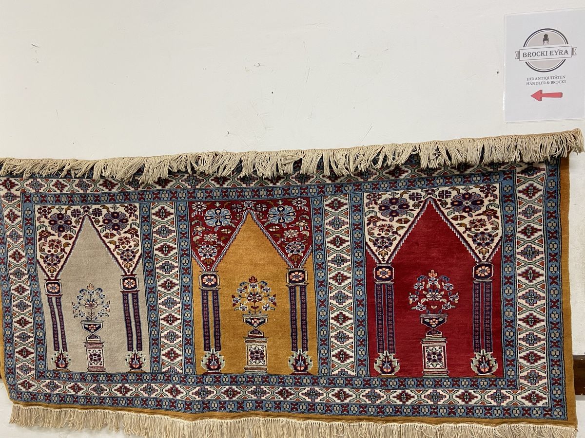 Tappeti: Vintage Wandteppich mit Fransen – Usato da Dietikon venduto da brocki-eyra 3