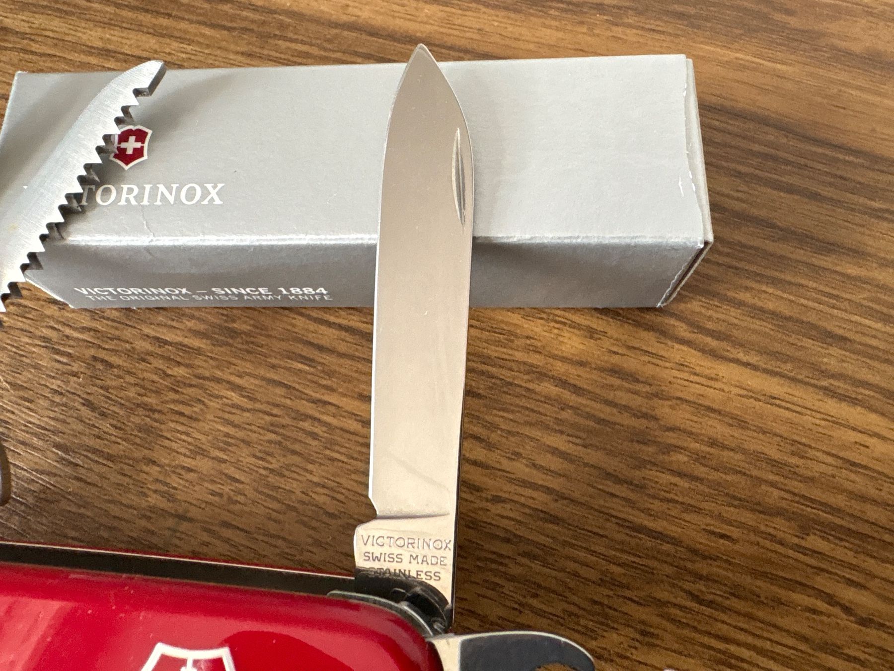 Victorinox Couteaux de poche: VICTORINOX - Huntsman - Sackmesser – D'occasion à Andwil SG par Rainboli 3