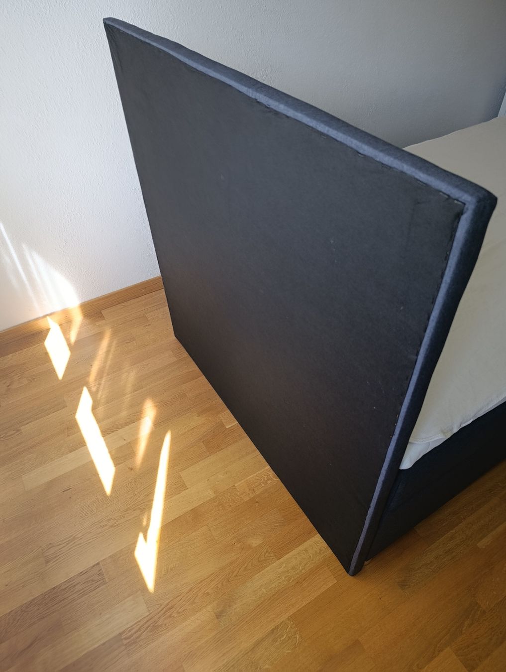 Conforama Lits: Boxspringbett ,Kastenbett – D'occasion à Wittenbach par tho_7jhr 2