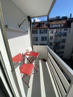Fermob Bistro Tisch und 2 Dune Stühle in Chili/weiss