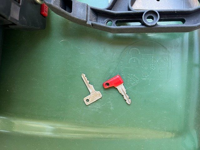 Topcase: Topcase aus massivem Kunststoff – Usato da Hersberg venduto da Jeep56 3
