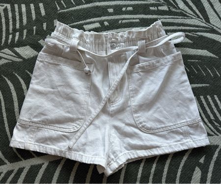 Zara Shorts Paperbag weiss Gr. 38