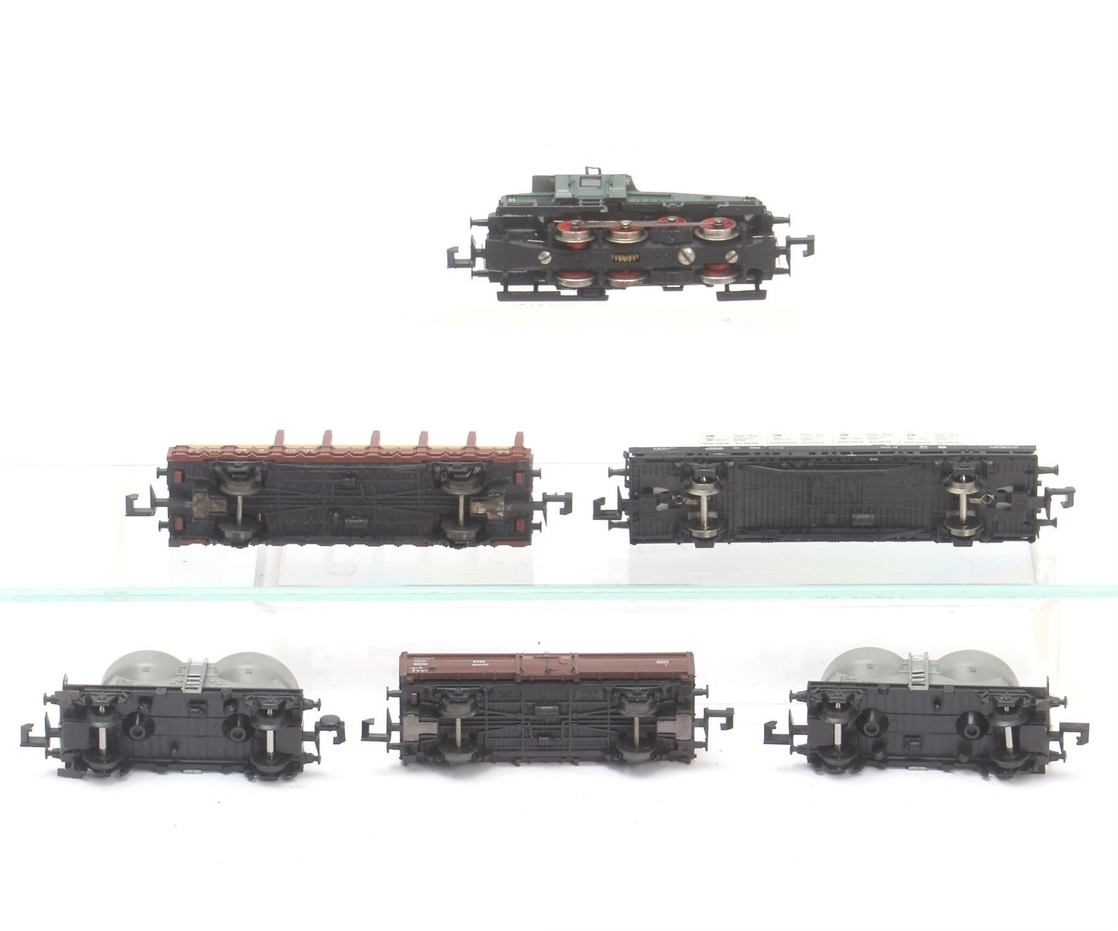 Arnold Modellini di ferrovie: Arnold SDB Rangierlokk E63 + 5 passende Wagen, Sp N – Usato da Bubendorf venduto da zimmers_creativteam 2