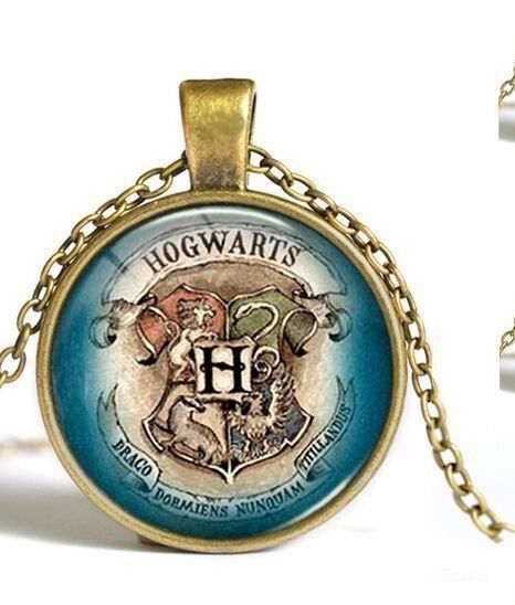 Anhänger: NEU Harry Potter Hogwarts Amulett  Halskette – Neu und originalverpackt aus St. Margarethen TG von ursk10 2