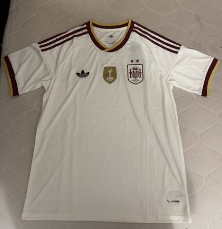 MAILLOT ESPAGNE 2 ÉTOILES CHAMPIONS WORLD CUP 2026