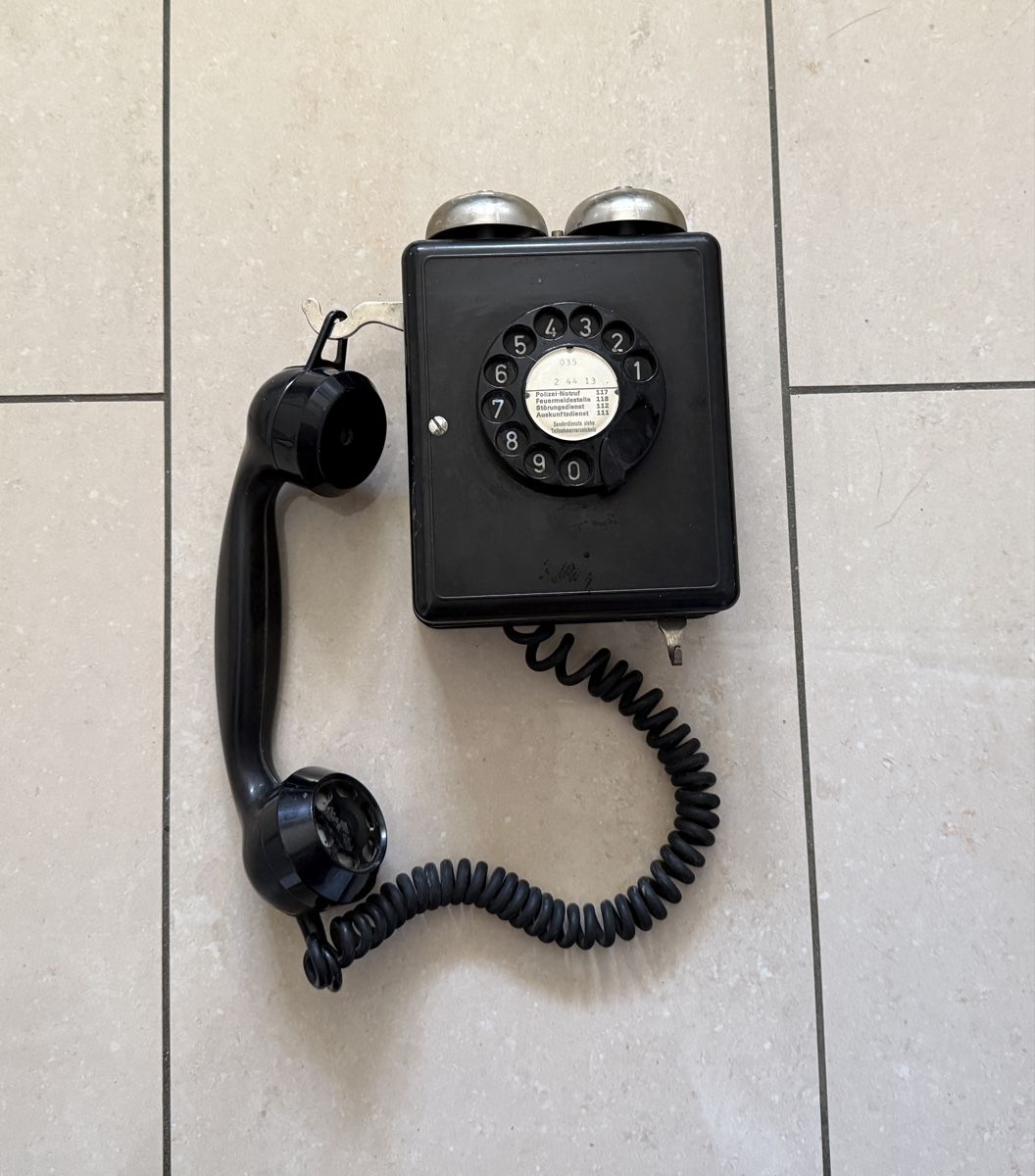 Telefoni: Telefon antikes Wandtelefon – Usato da Gerlafingen venduto da HungerDiva