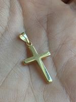 Goldkreuz-Anhänger aus 585 . 14-Karat-Gelbgold