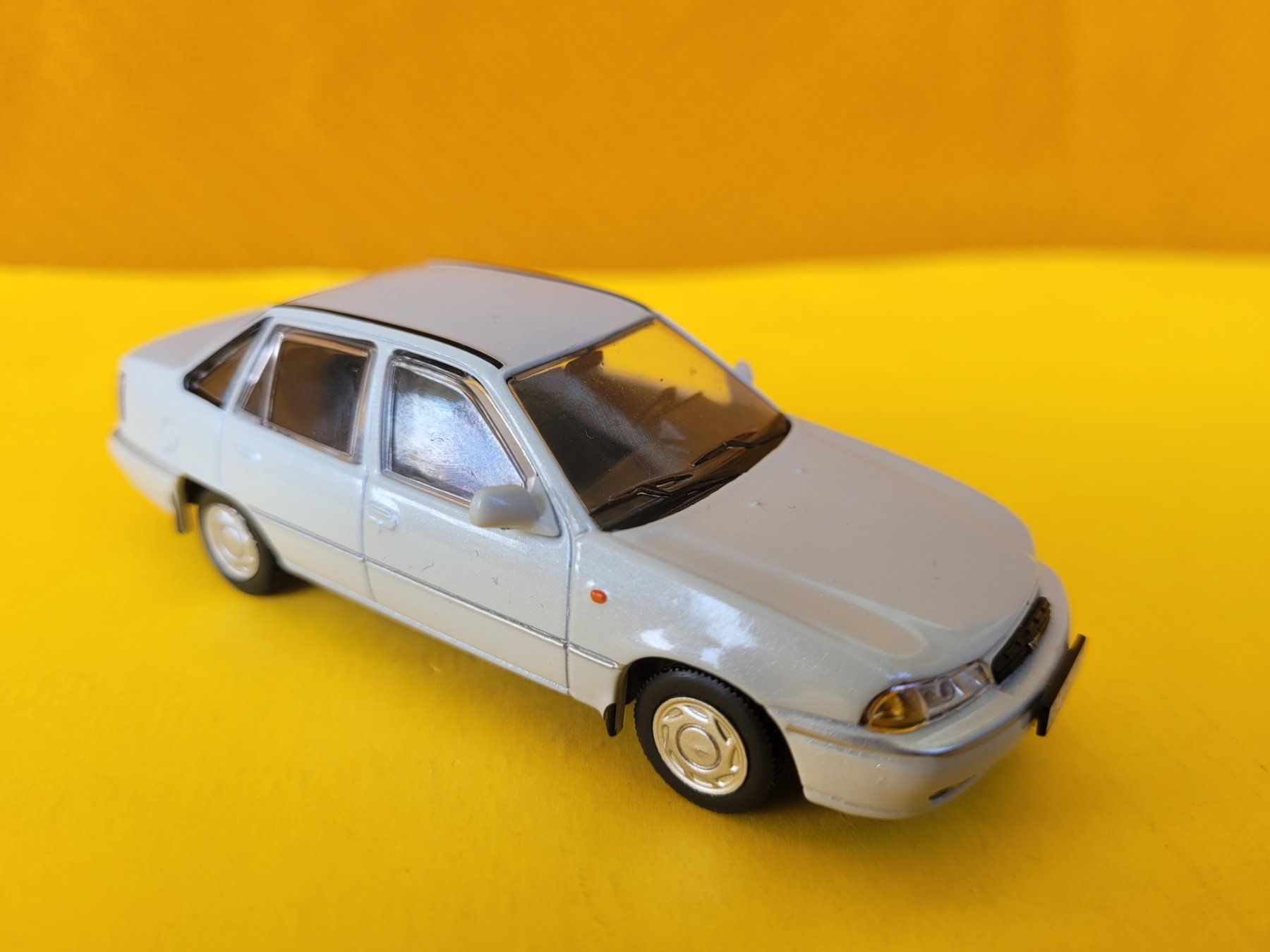 Modellini d'auto: Daewoo Cielo 1:43 DeA Collection presse – Nuovo (secondo la descrizione) da Domdidier venduto da Bimbo57 5