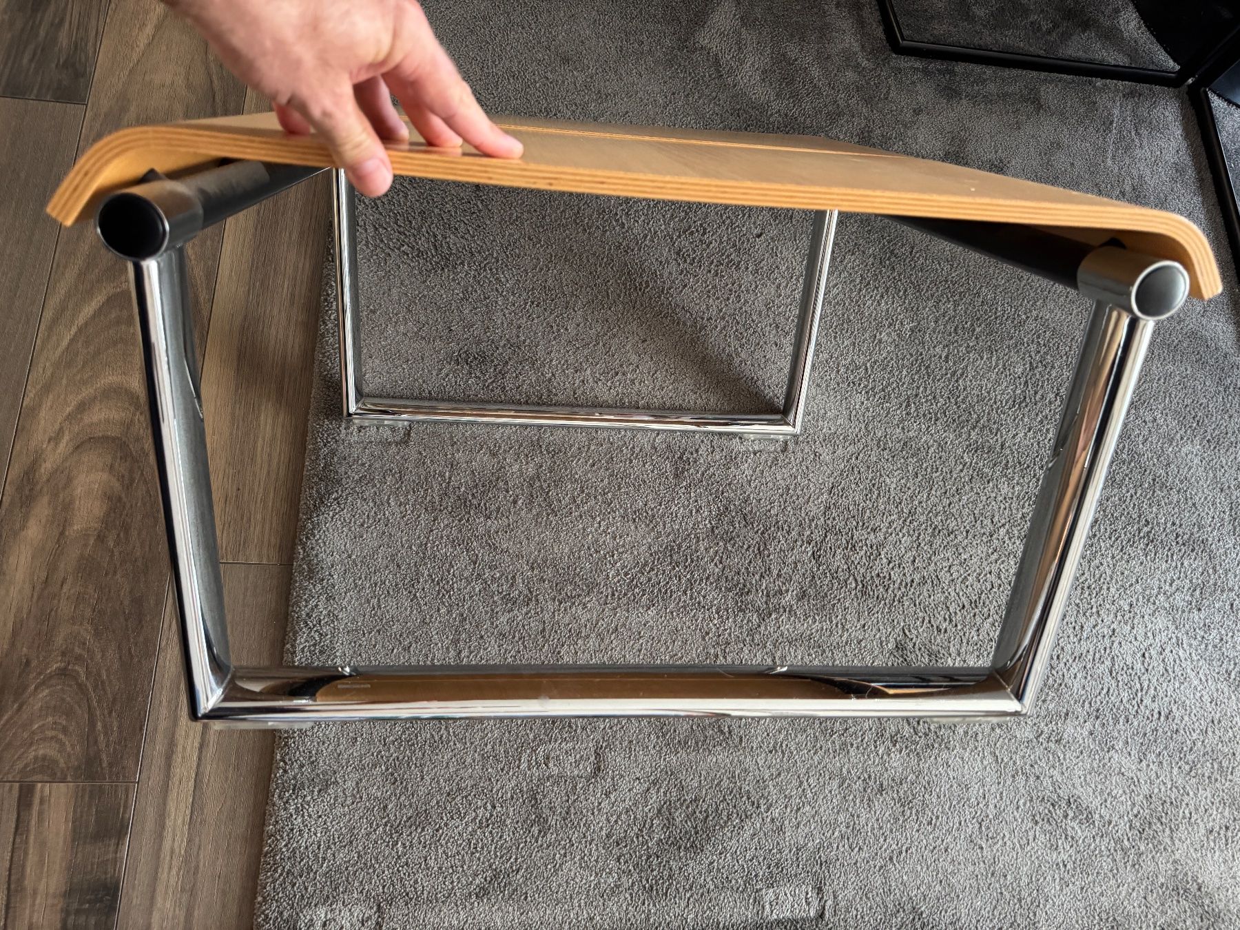 Tavoli: Giroflex Tisch Chromstahl mit Holz – Usato da Horgen venduto da Auction-Kings 2