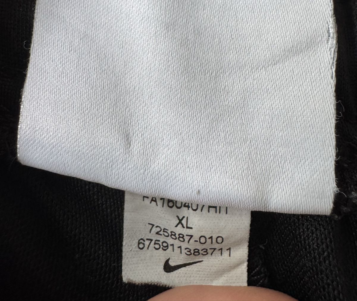 Pantaloni: Nike Sport Shorts Schwarz – Usato da Villmergen venduto da van_xv9t 1