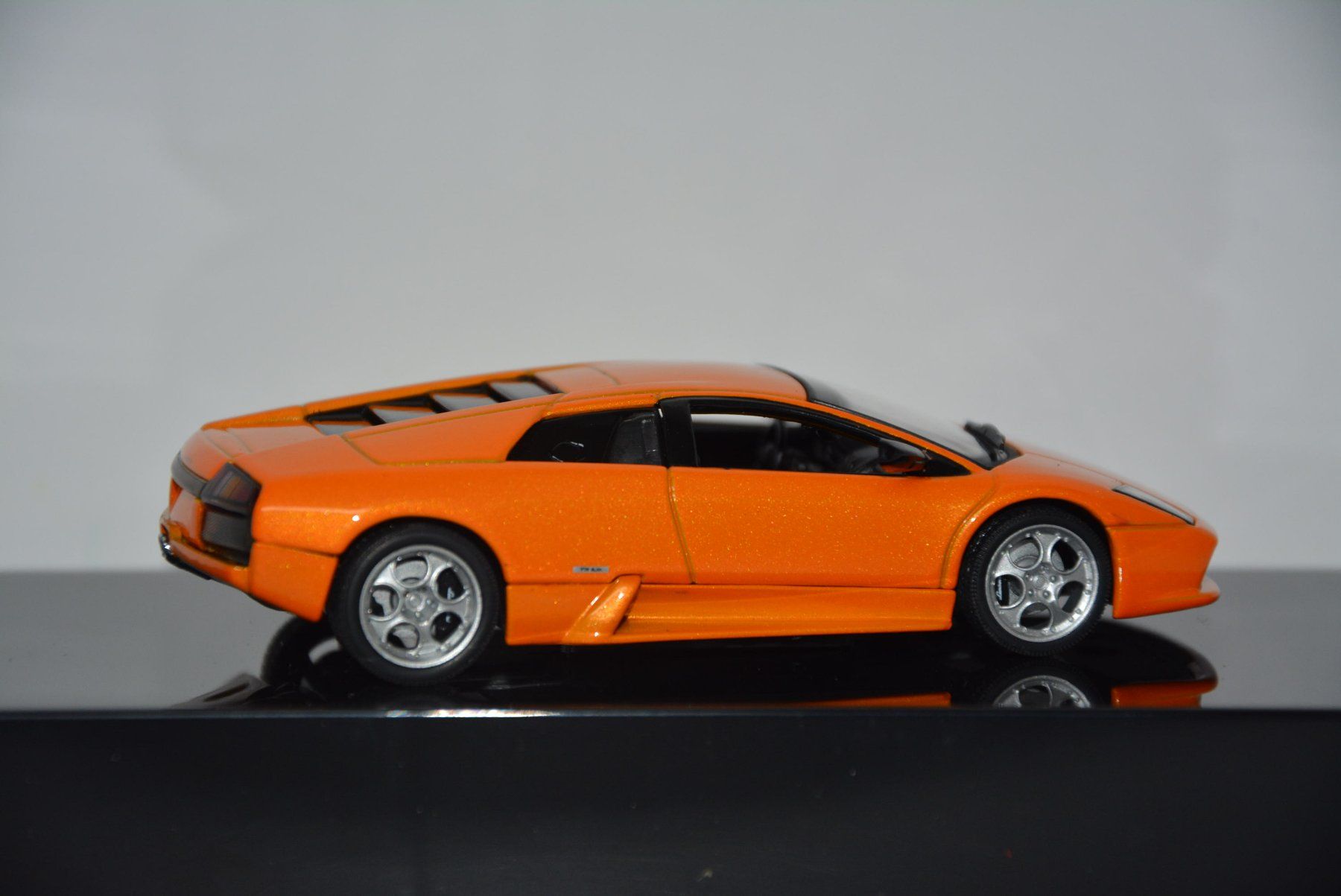 Lamborghini Modellautos: Lamborghini Murciélago 2001 , AUTOart , 1:43 – Neu (gemäss Beschreibung) aus Goldach von Feivel9 4