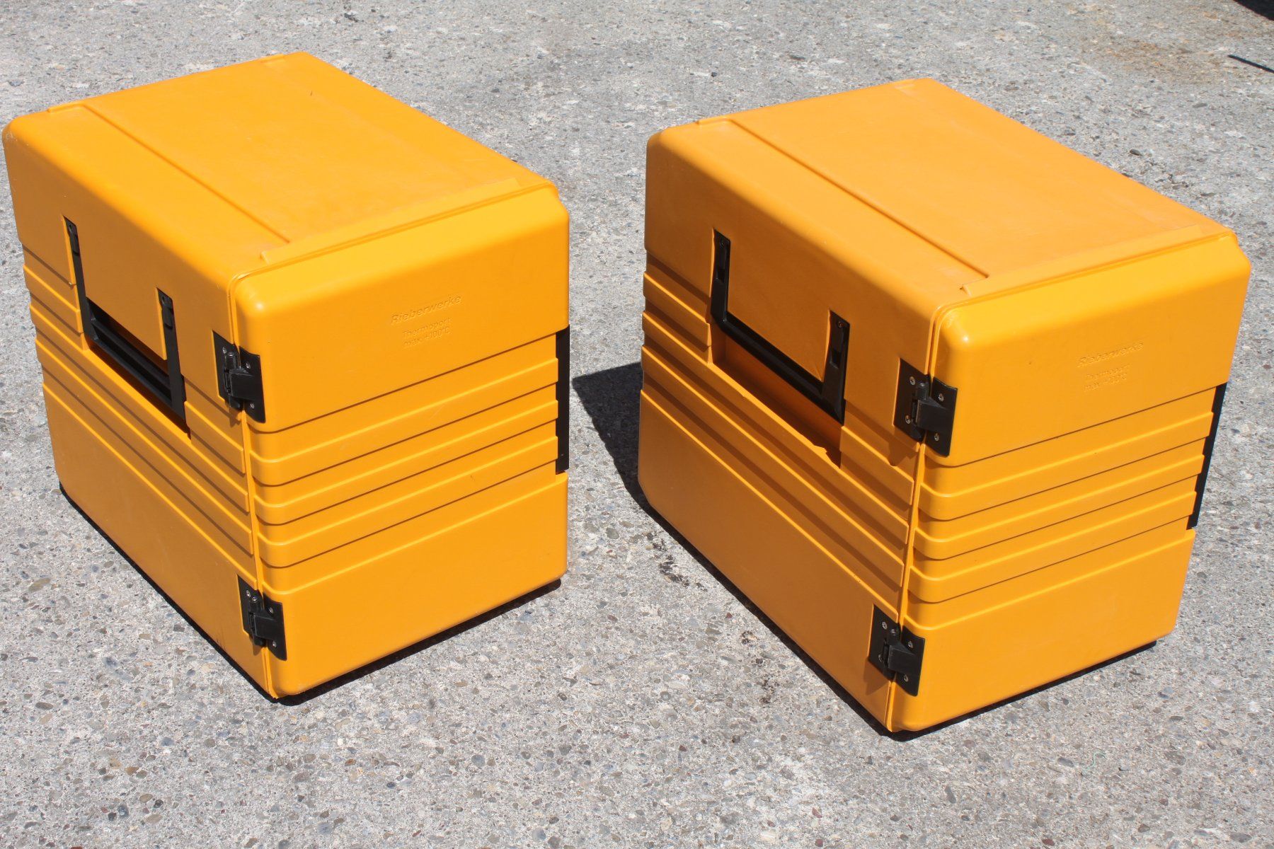 Contenitori & Simili: 2 Rieberwerke Thermoport Gastro Warmhalteboxen – Usato da Glarus venduto da Toni-Glarus 1