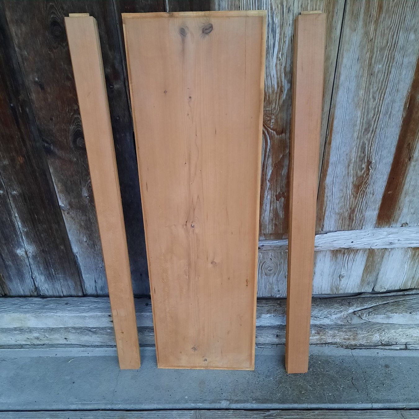 Articoli in legno: Antikes Holztäfer (5 Bretter) – Usato da Niederwangen BE venduto da ulr_lp22