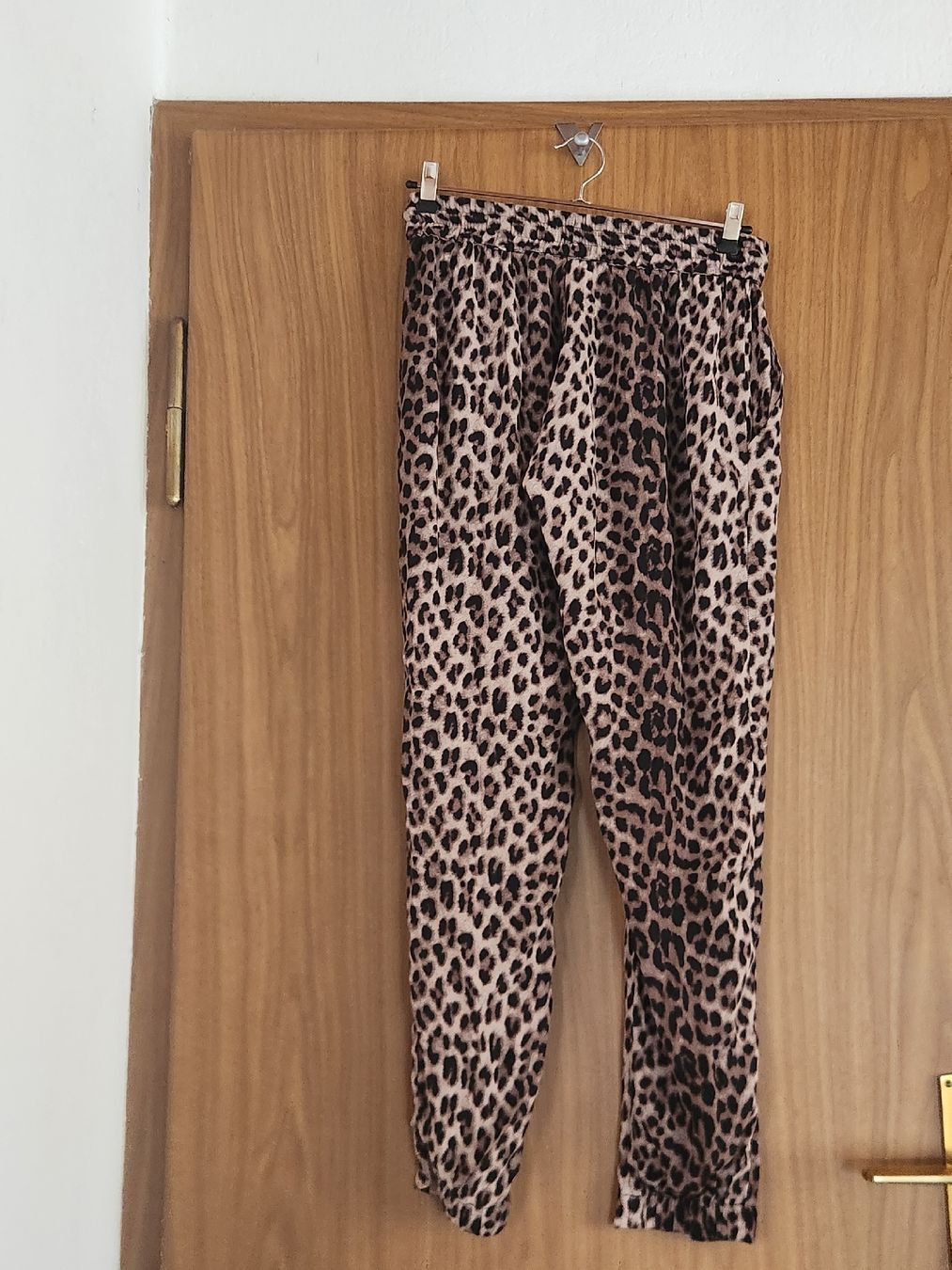Hosen: Pantalons Bel Air léopard taille T1. – Gebraucht aus Niedergösgen von Eva2410 1