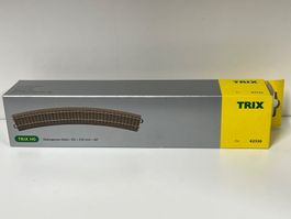 TRIX 62330  Gebogenes Gleis • R3 = 515 mm • 30° 6Stk.
