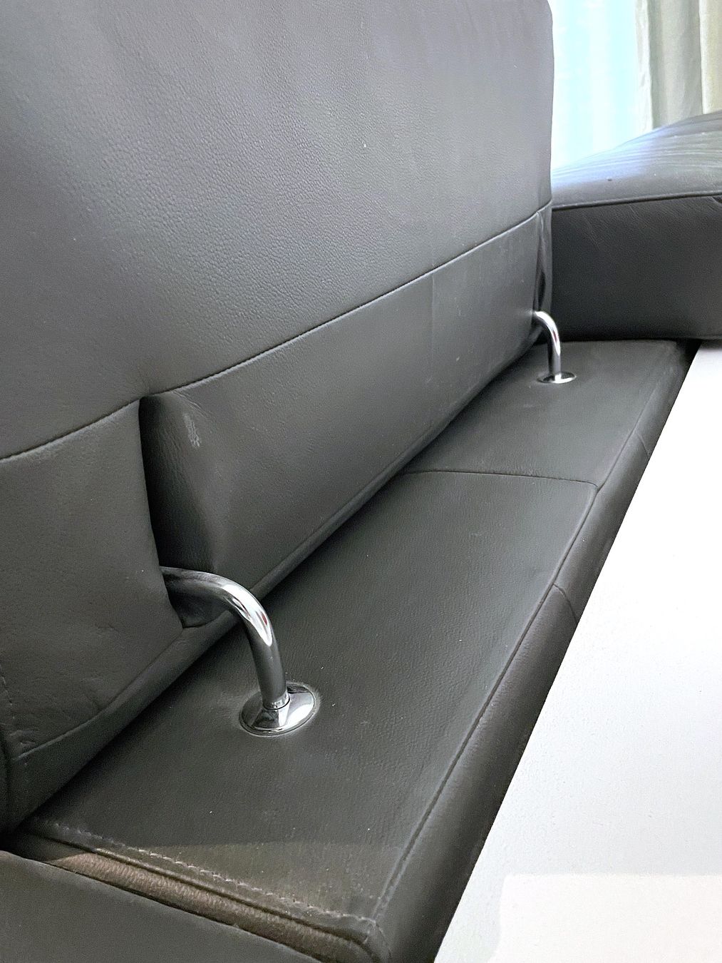 Sofas: Ecksofa Echtleder graphitgrau – Gebraucht aus Uster von Hotzli 5