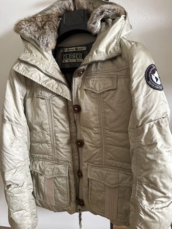 *Neu* Closed Downenjacke mit Pelz