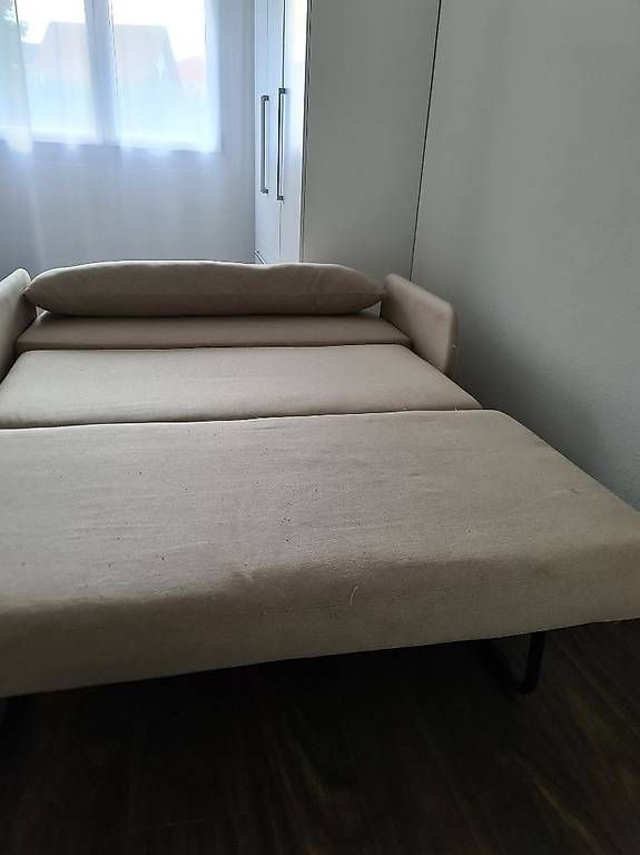 Sofas: Schlafsofa 2-Sitzer Polsterbezug beige – D'occasion à Rothrist par Ed10 3