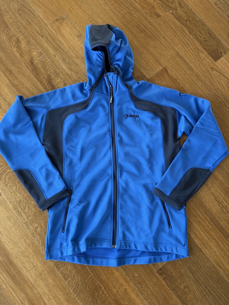Sherpa Vestes: Trainerjacke – D'occasion à Heitenried par Tannenbaum25
