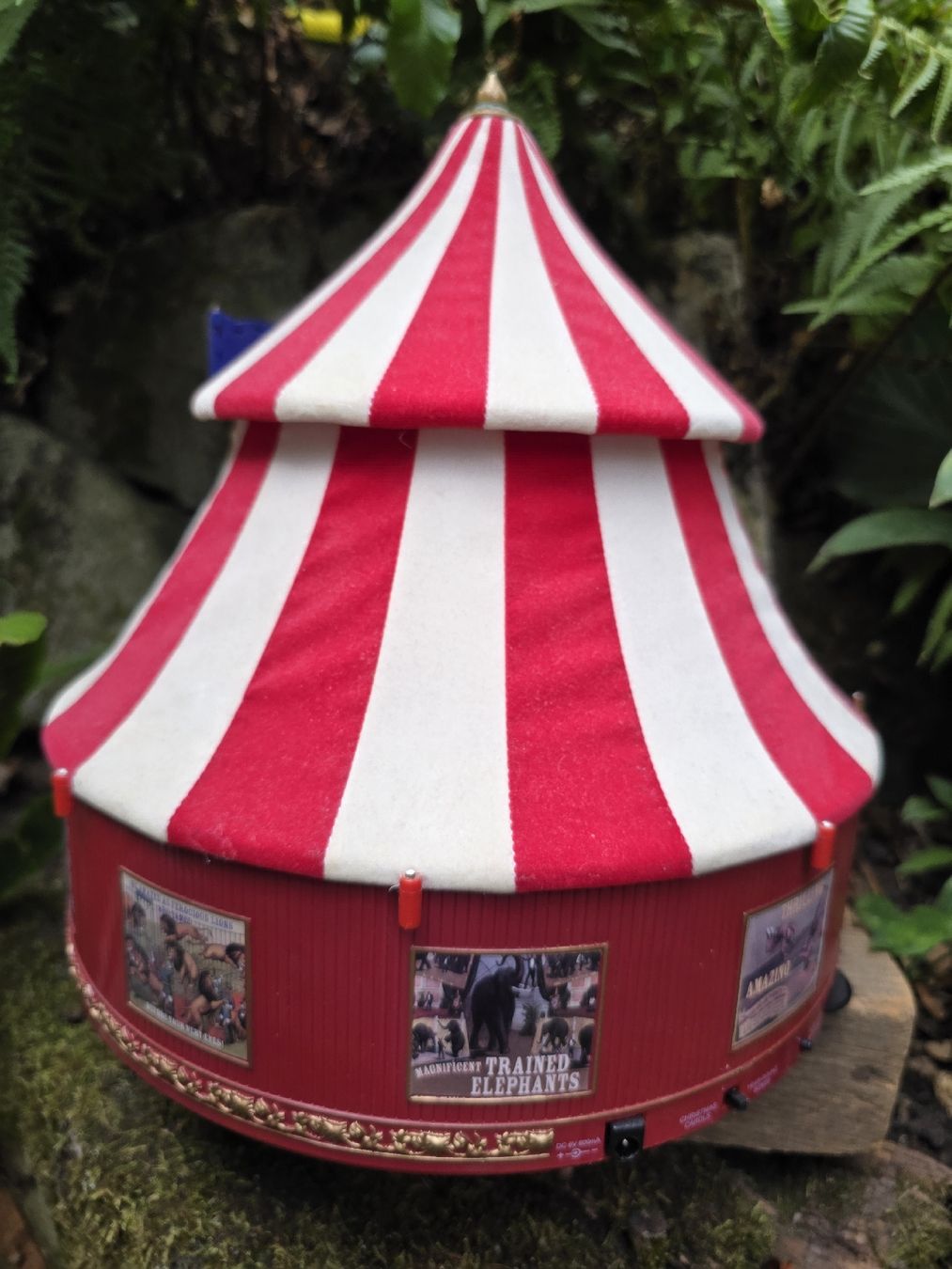 Spielzeuge: Miniatur CIRCUS mit Licht u.Musik – Gebraucht aus Walkringen von Vanuca 3