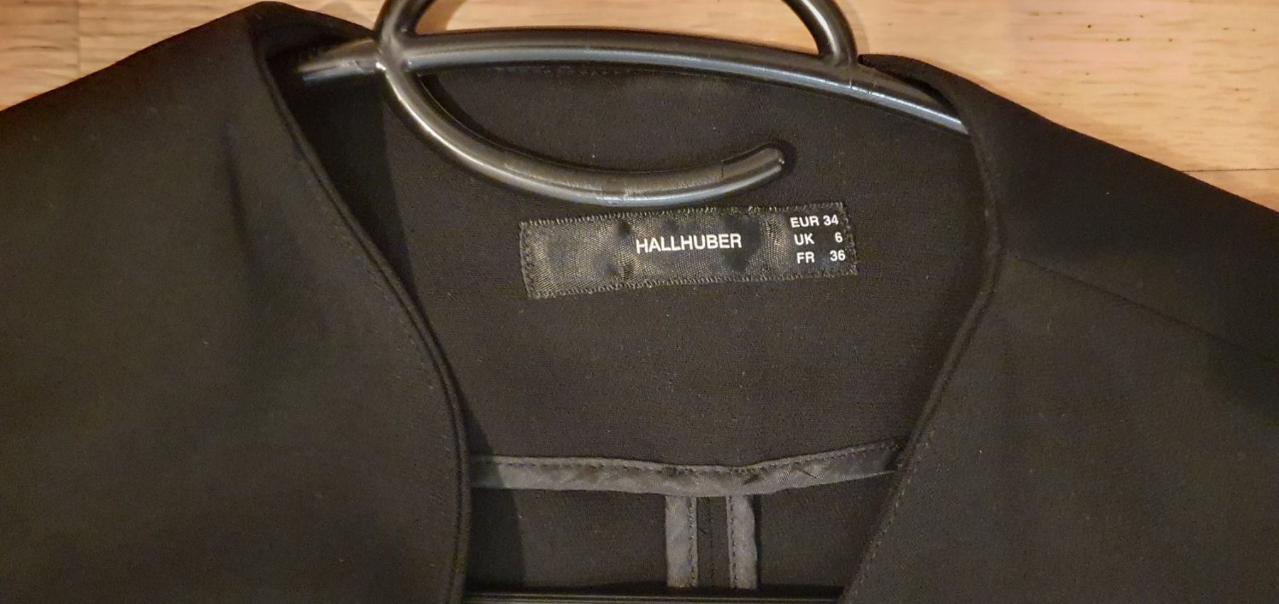 Hallhuber Vestes: Hallhuber Blazer schwarz Gr.34 – D'occasion à Schaffhausen par sabrina915 2