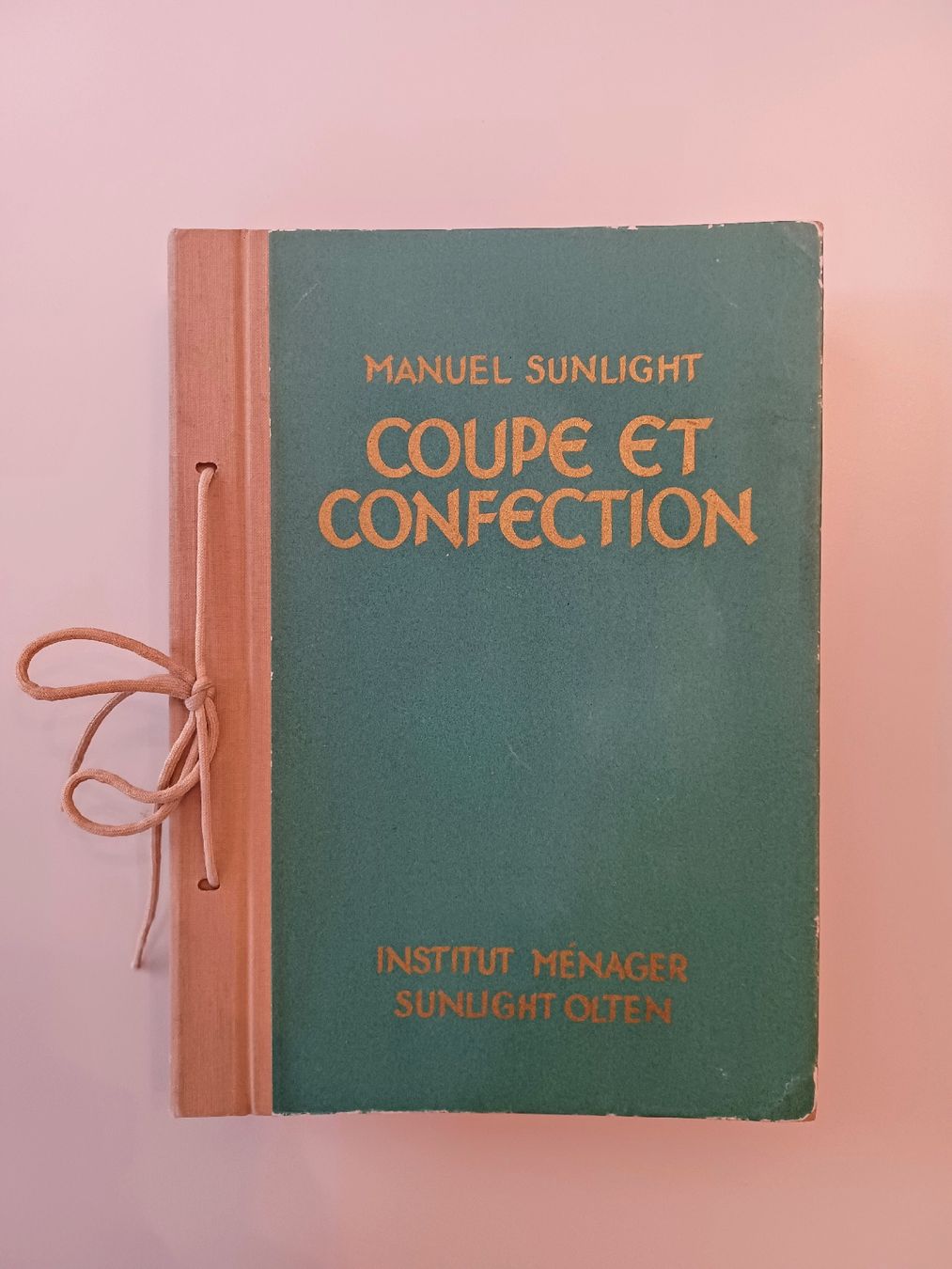 Libri: Manuel sunlight - coupe et confection – Usato da Lausanne venduto da Grabock
