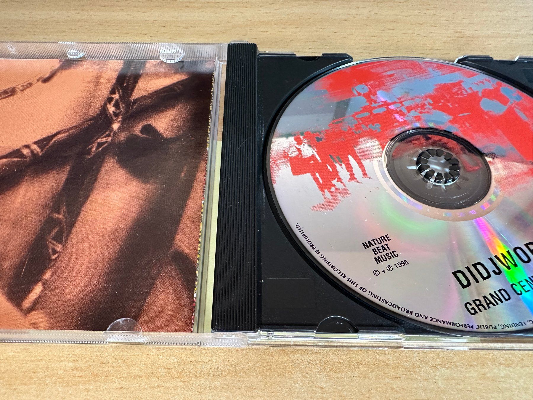CDs: Didjworks – Grand Central Live – D'occasion à Rikon im Tösstal par Alpenmutz 2
