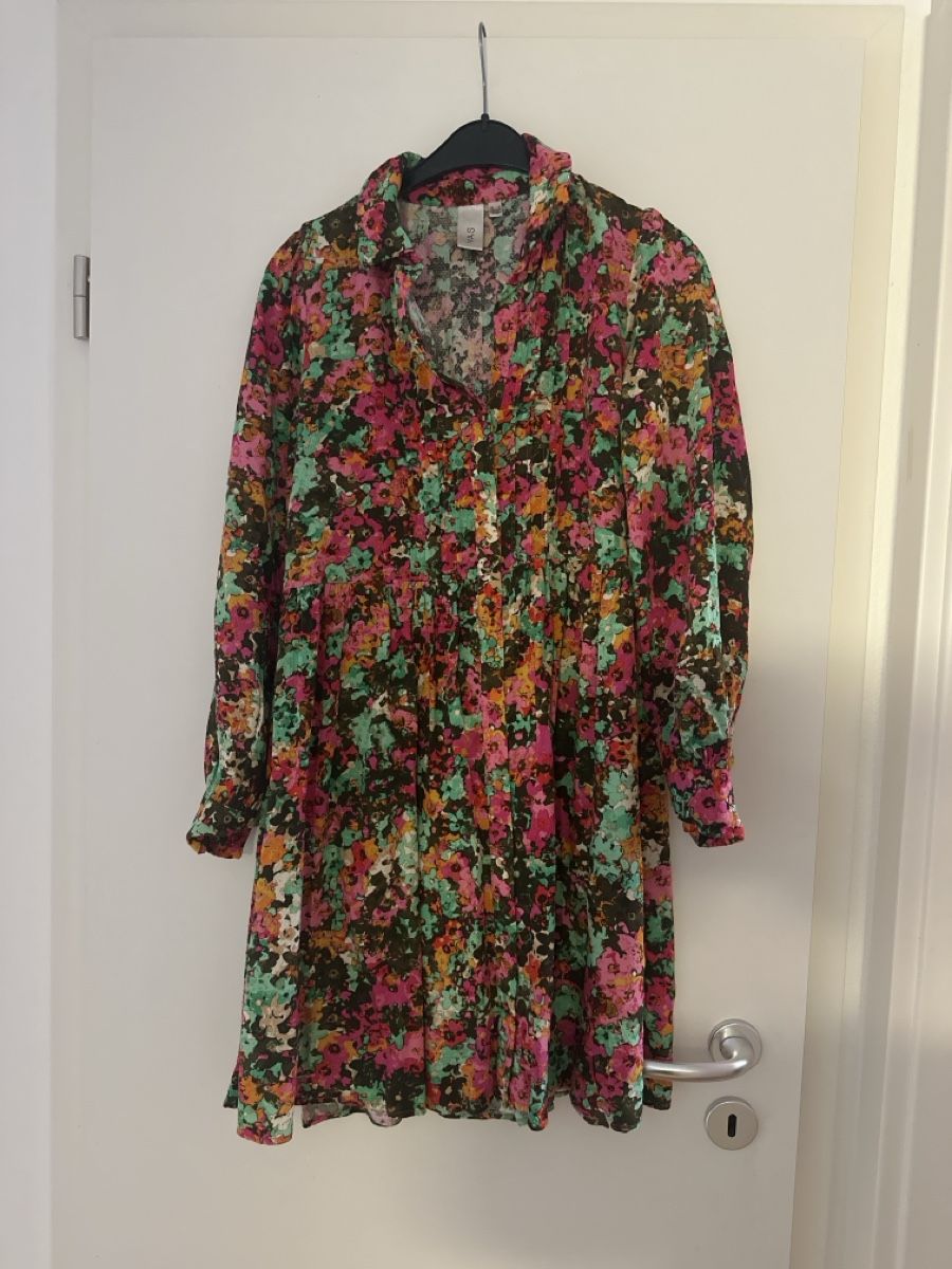 Kleider: Robe YAS – Gebraucht aus Founex von reb_fws9