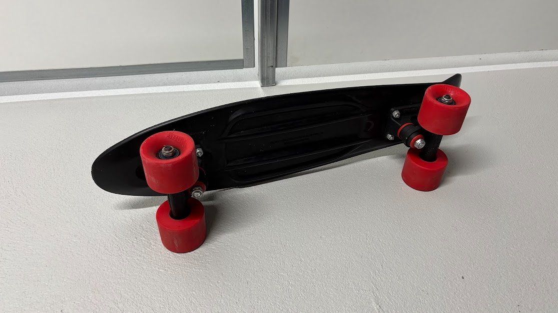 Penny Skateboards Skateboards: Original Penny Board schwarz/rot – Gebraucht aus Bülach von Flurin_ 2