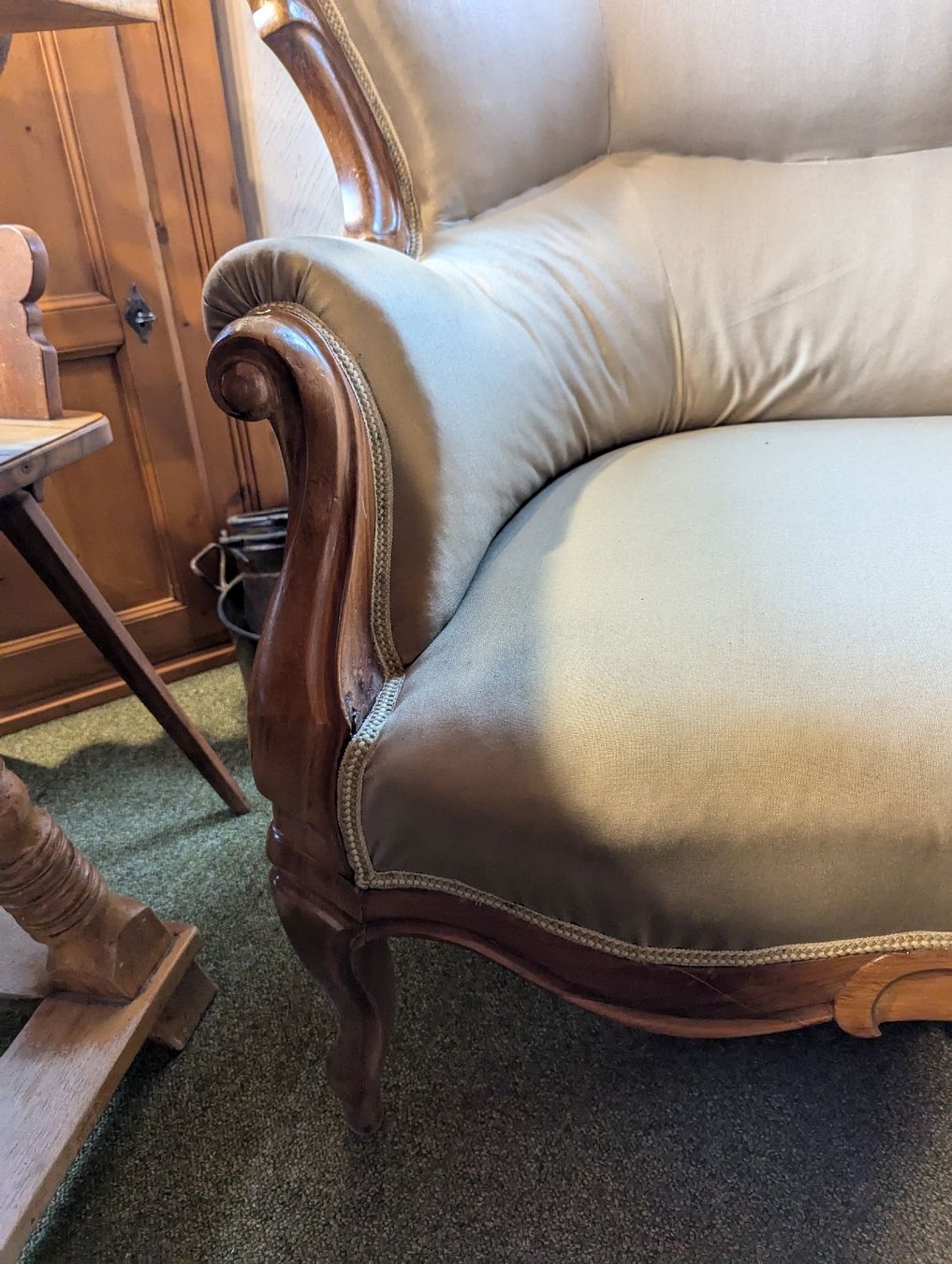 Divani: Elegantes Sofa / Kanapee im Antik-Stil – Usato da Stäfa venduto da MichaelHiu 3