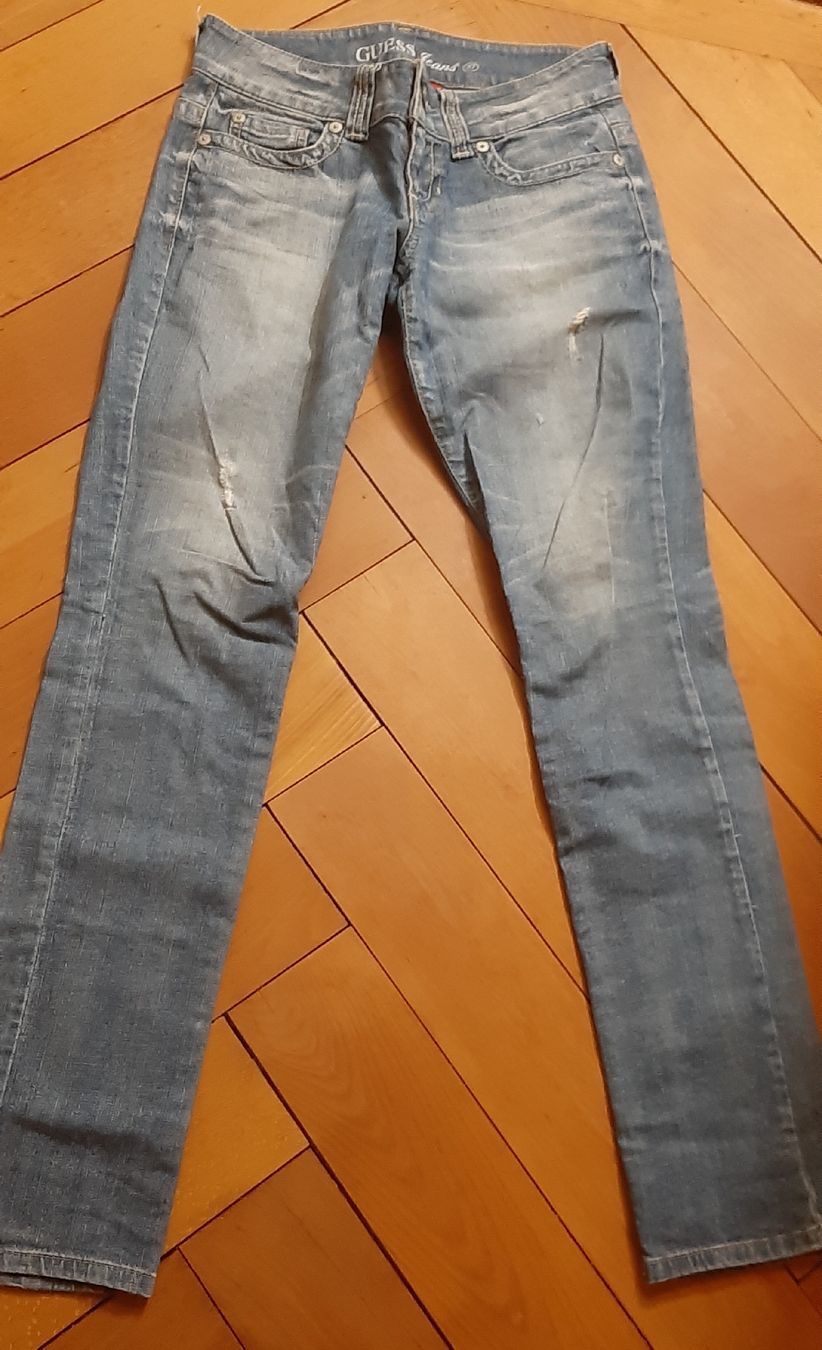 Guess Jeans: GUESS Jeans bootcut staight cut Gr.28/XS – Nuovo (secondo la descrizione) da Zürich venduto da Venecia25 6