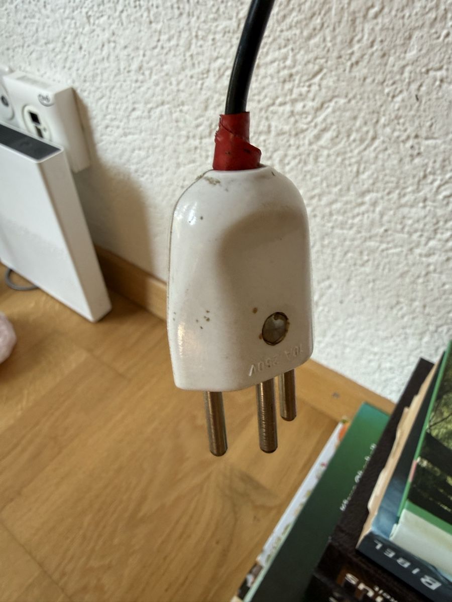 Lampade: Spotlampe Vintage – Usato da Bern venduto da Delamer 5