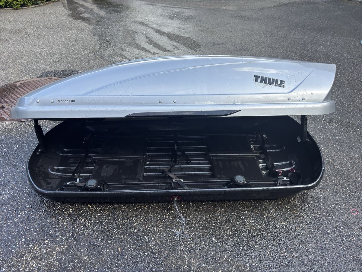 Thule Dachboxen: Coffre de toit Thule Motion 200 – Gebraucht aus Chêne-Bougeries von Olidemie 2
